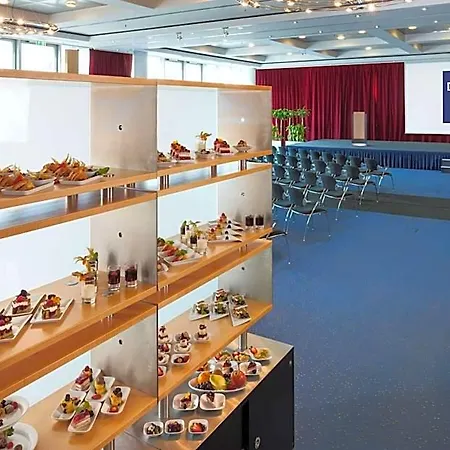 Dorint Hotel 4*